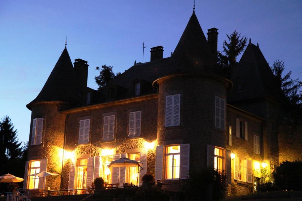 Chateau Le Mialaret Neuvic  ภายนอก รูปภาพ